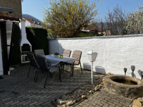 Christels Ferienwohnung 1 in Thale mit Sonnenterrasse und Grill